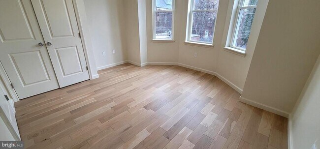 Photo - 1219 W Silver St Unidad 2ND FLOOR