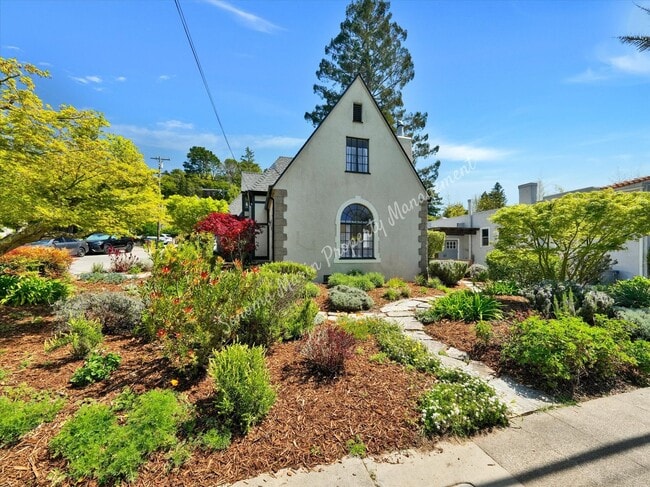 Photo - Charming Mill Valley Home Available ~ Walk Downtown ~ Great Location