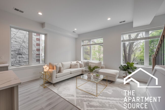 Building Photo - 1814 W Thomas St Unit 2F