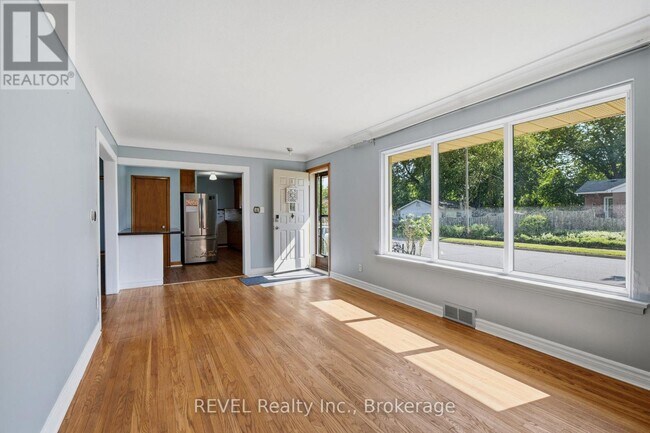 Photo - 6427 Burdette Dr