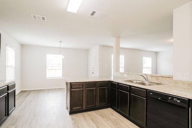 Photo - 135 Cooper Creek Ln