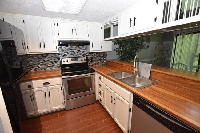 Photo - 9022 S Pointe Ridge Ln