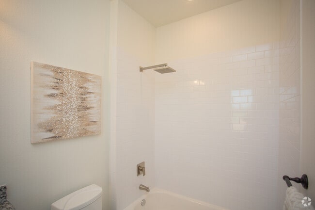3HAB, 2BA - 1266SF