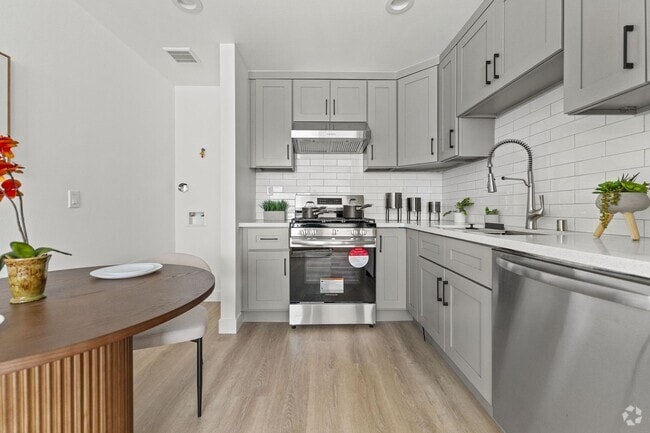 Building Photo - 600 S Brookhurst Rd Unit A Rental