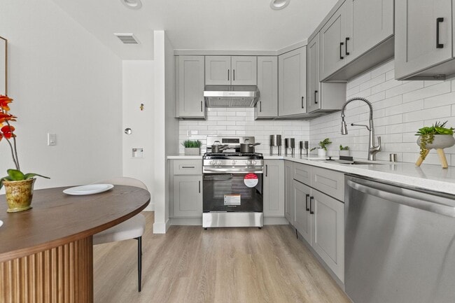 Building Photo - 600 S Brookhurst Rd Unit A Rental