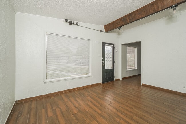 Photo - Comfortable 3 Bedrooms Home in San Antonio, TX