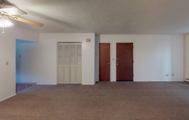 Photo - Ridge Park Manor