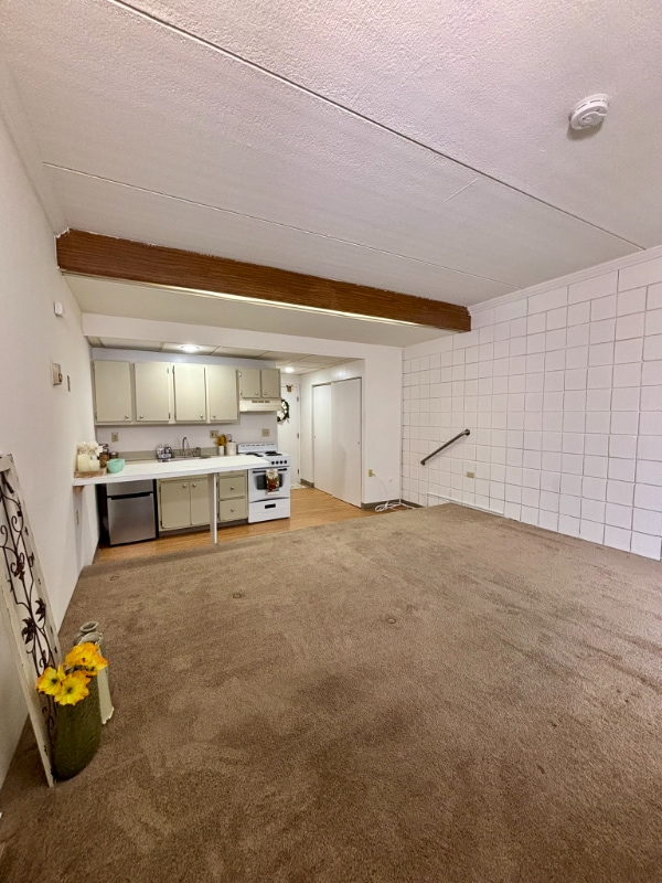 Photo - 2668 Elmwood Ave Unidad 340