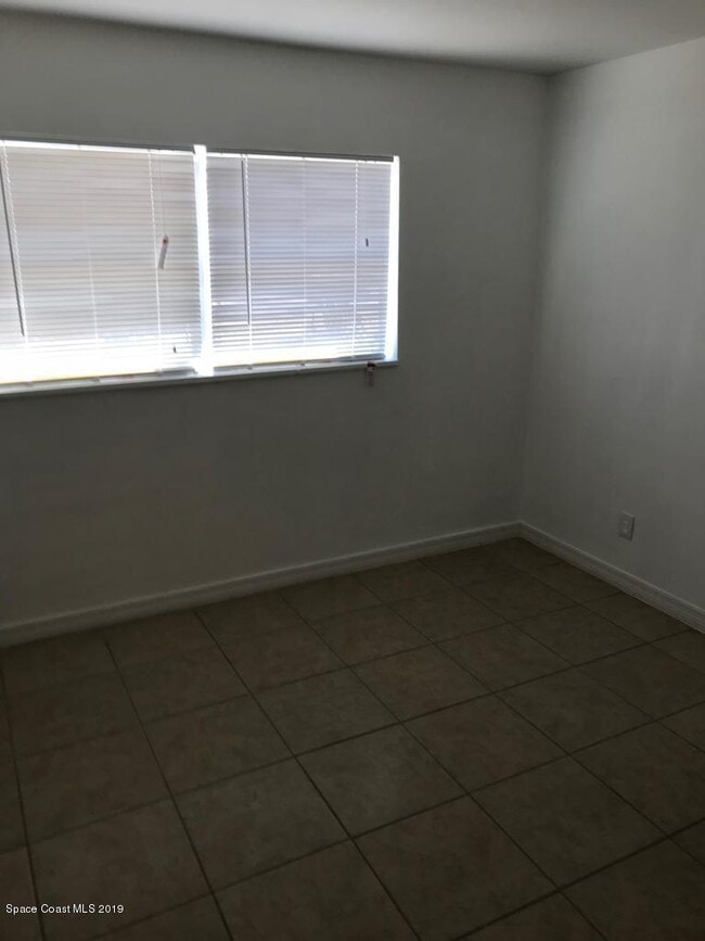 Photo - 291 6th Dr SW