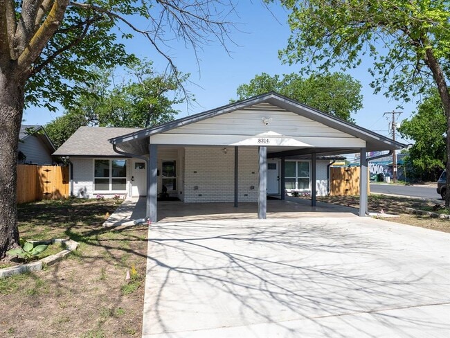 Photo - 8314 Bowling Green Dr