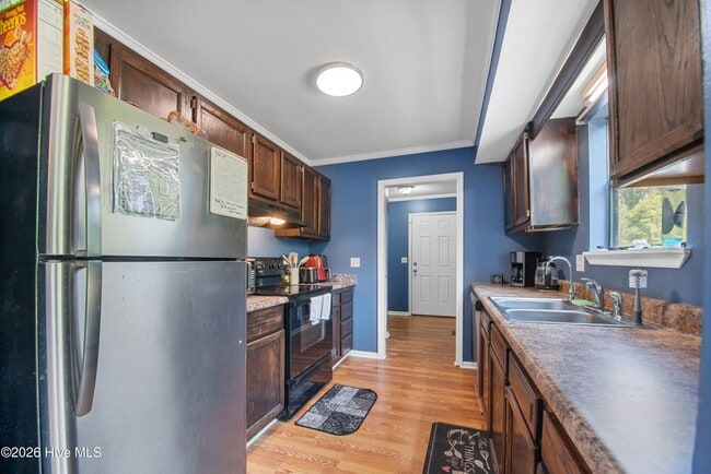 Photo - 235 Sand Ridge Rd