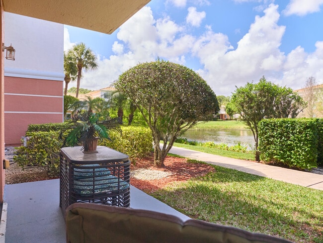 Photo - 9112 Myrtlewood Cir W