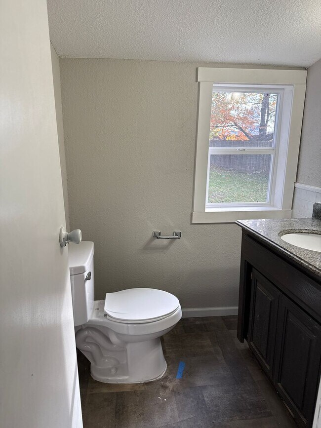 Photo - 3 bedroom/2 bath house