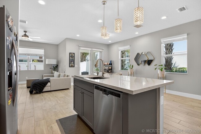 Photo - 1835 Sandpiper Pointe Pl