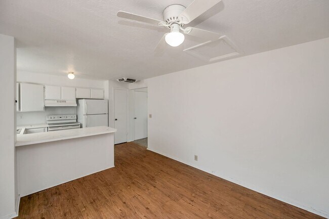 Photo - Spacious 2 Bedroom Duplex In West Valley City
