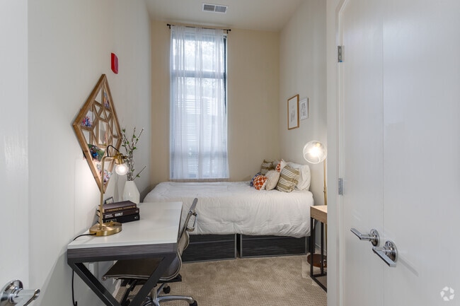 4BR, 4BA - 313 SF - Terrapin Row