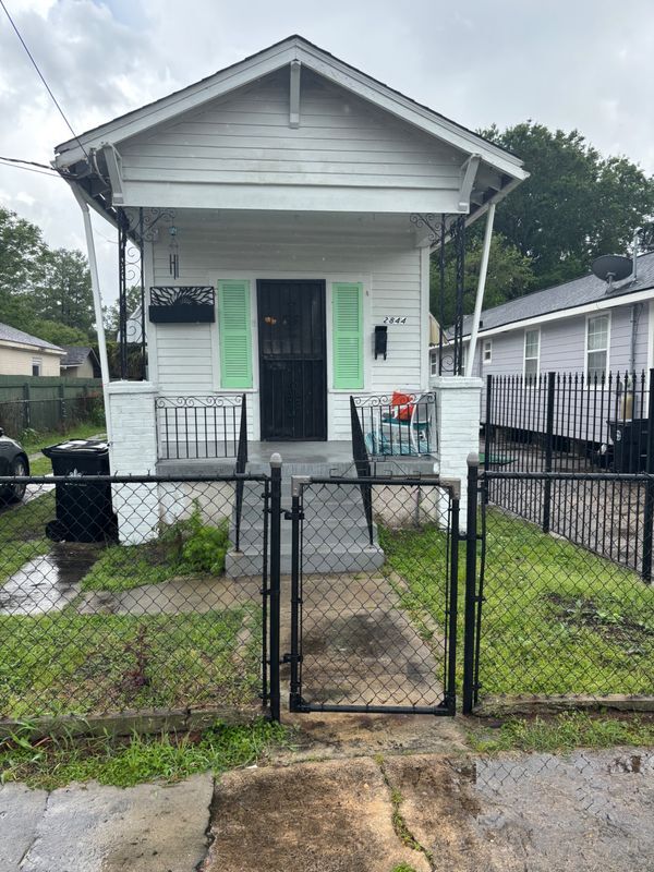 Photo - 2844 Hiawatha St