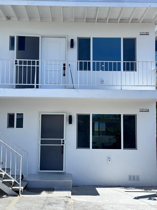 Photo - 1010 Orange Grove Ave Apartments