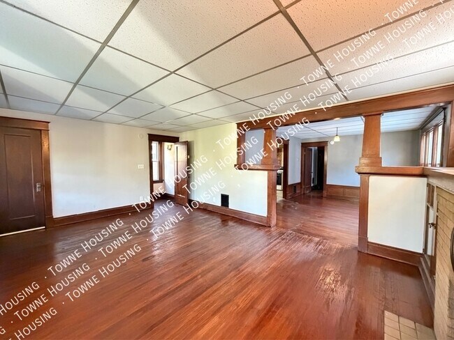 Photo - 418 Colvin Ave Unit Upper