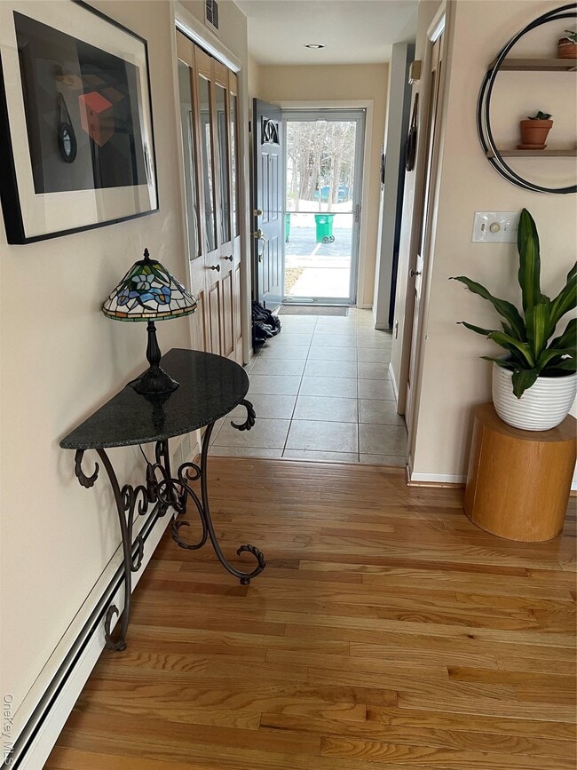 Photo - 48 Angela Ct