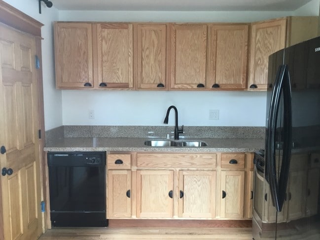 Photo - 2607 S Barrington Ave Unit 2607 1