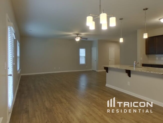 Photo - 1131 Rankin Oaks St