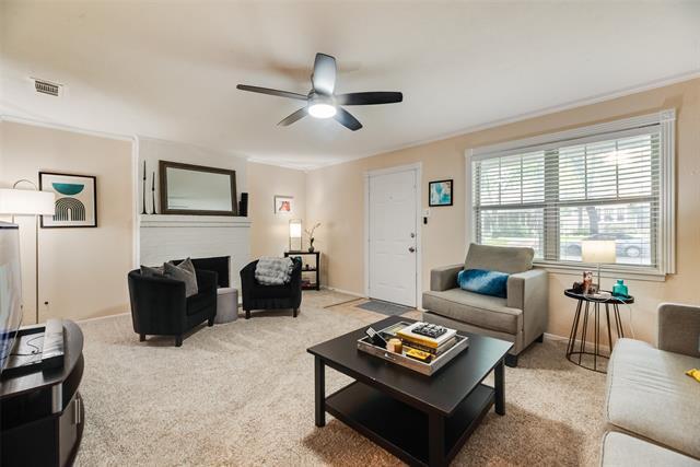 Photo - 707 Parkmont St