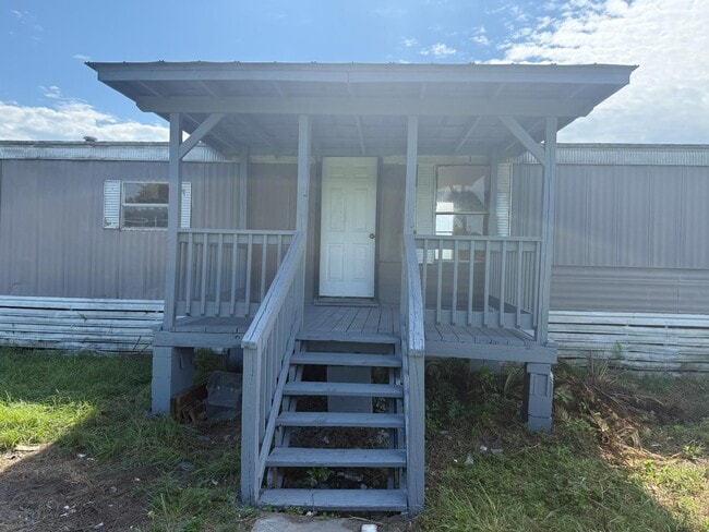 Photo - 43213 Claxton Cir