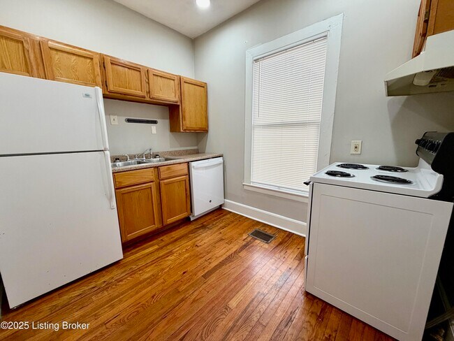 Photo - 1503 S 4th St Unit 1R