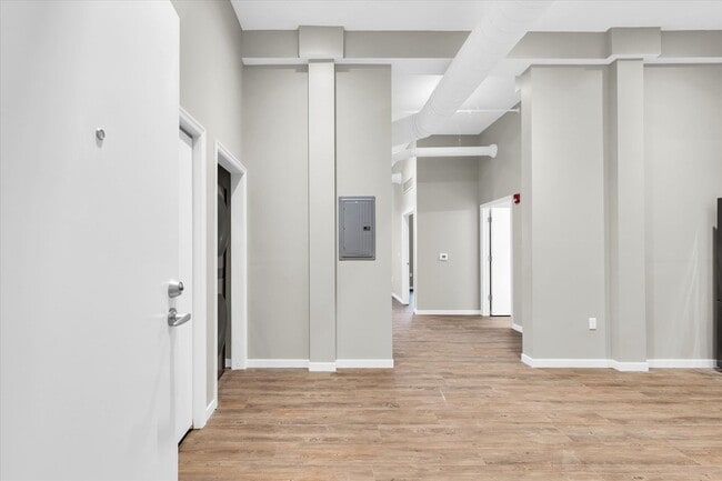 Photo - LUXURY 1 BED APT IN DOWNTOWN CHAMPAIGN- AVAILABLE 9/15/2026 Unit Neil Street Spritzer - #202