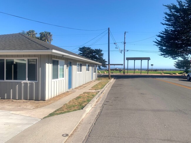 Building Photo - 6798 DP Unit #B