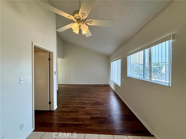 Photo - 6082 Fullerton Ave Unidad 4