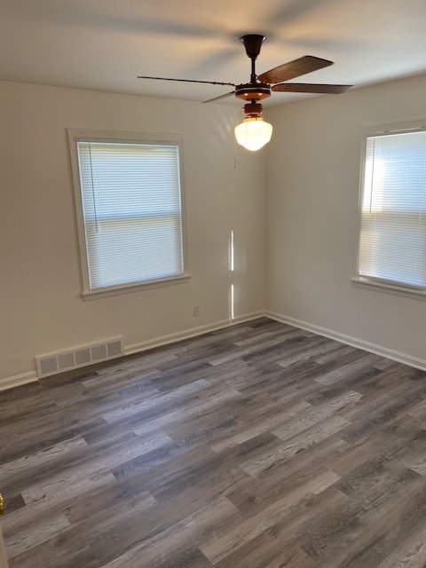 Dormitorio 1 - 7210 Amherst Ave