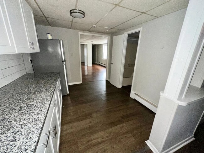 Photo - 420 N High St