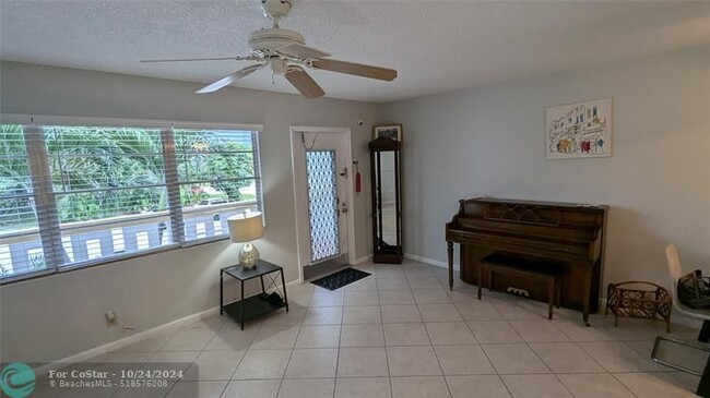 Photo - 2086 Harwood F Condominio Unidad 2086