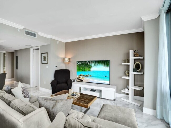 Photo - 2602 E Hallandale Beach Blvd Unidad FL18-ID1379444P