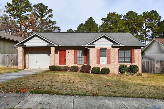 Building Photo - 721 Mathis Dr SE Rental