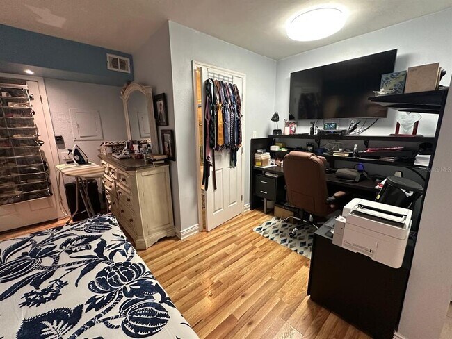 4612 Mesa Verde Dr