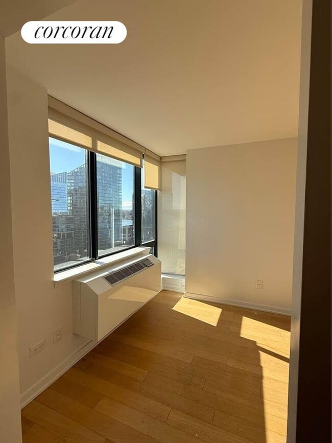 Photo - 75 W End Ave