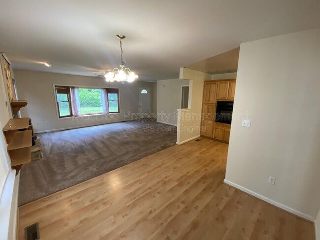 Photo - 10207 Battlefield Dr