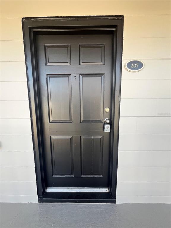 Building Photo - 120 S Church Ave Unit 207