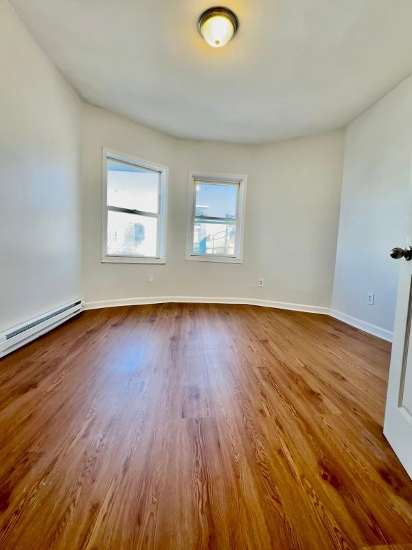 Photo - 489 S 17th St