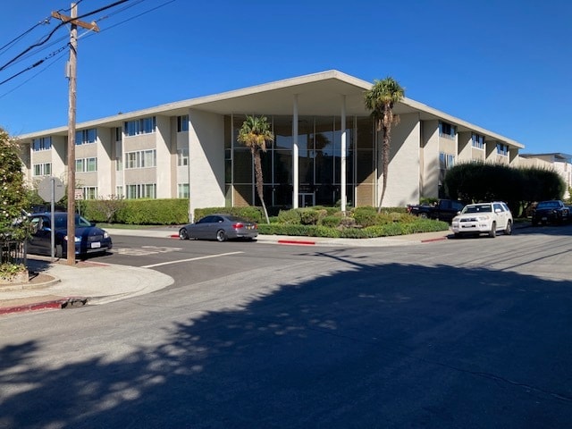 Calle Elm 200 - 200 Elm St Unidad 108