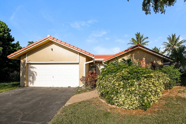 Building Photo - 3731 NW 114th Ave
