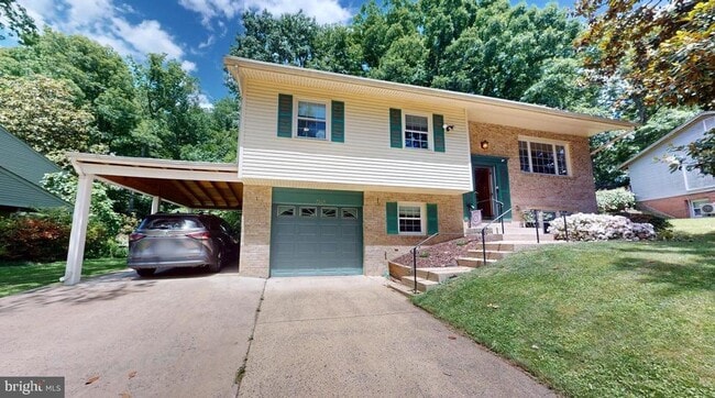 Photo - 7305 Whitson Dr House