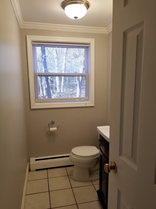 Photo - 370 High St Unit East