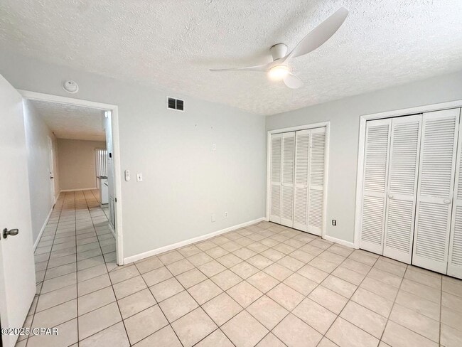 Photo - 4113 Holiday Dr Unit 102