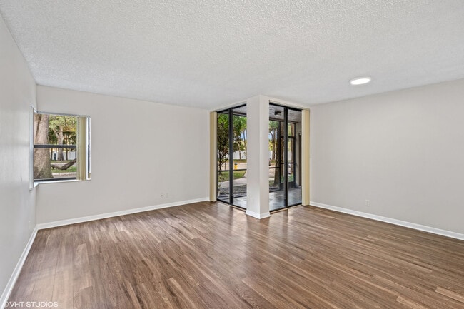 Forest Pointe