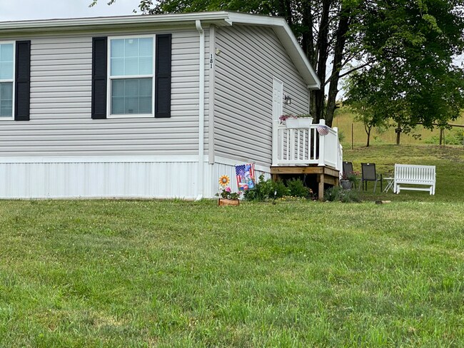 Photo - 181 Crestview Ln