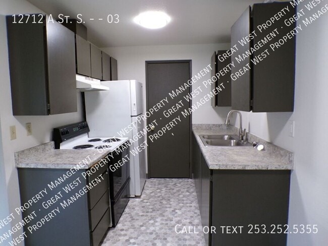 Photo - 12712 A St S Unit 03